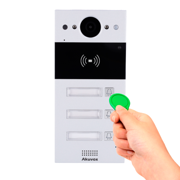 Akuvox dørstation med 3 knapper, PoE, Cloud, EM/MF and NFC, 2x relæ